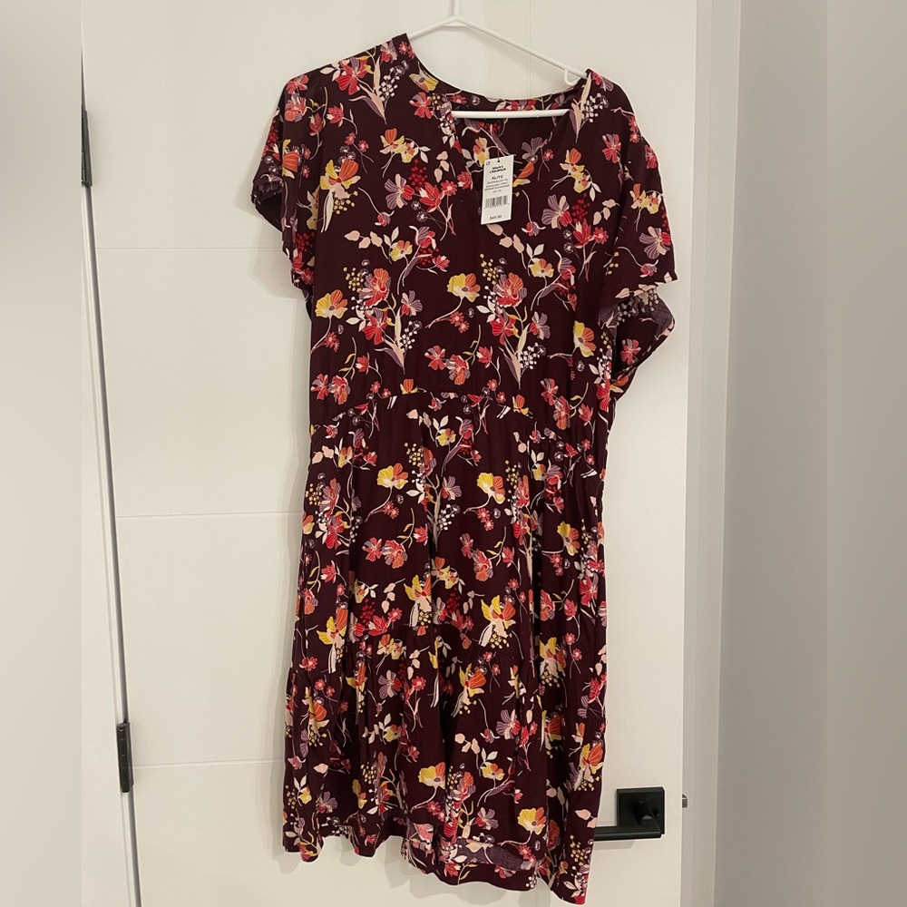 Burgundy Floral Print Dress. Size XL